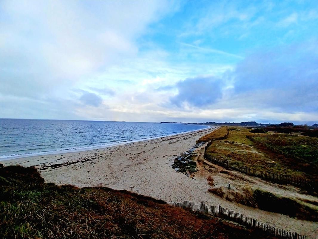Studio face à la mer & garage. Investissement rare