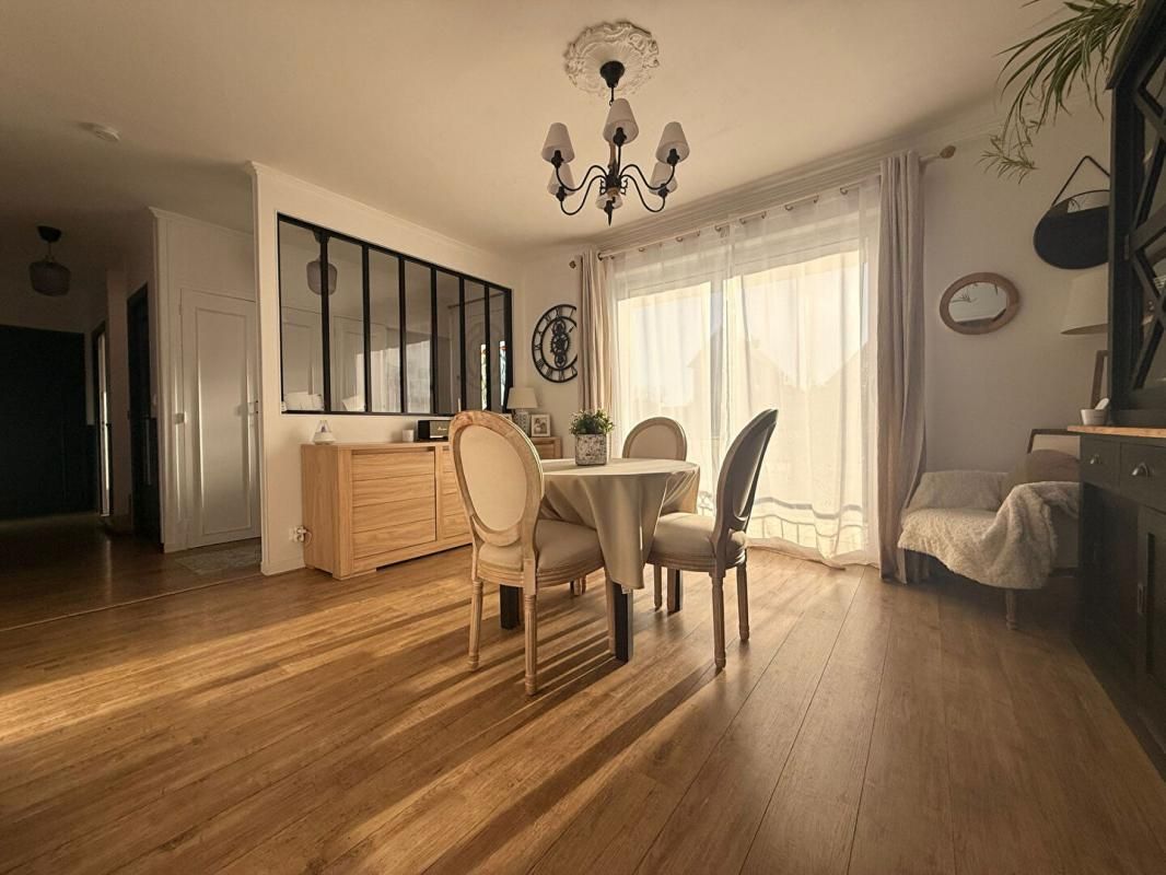 DONVILLE-LES-BAINS Maison Donville Les Bains 7 pièce(s) 105 m2 4