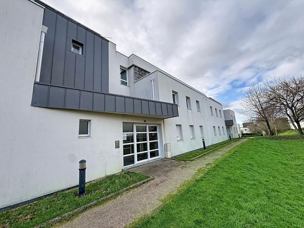 VANNES VANNES Beaupré Kersec. Appartement T4 lumineux de 75,36 m² avec ascenseur, balcon sud ouest, 3 chambres et parking privatif 4