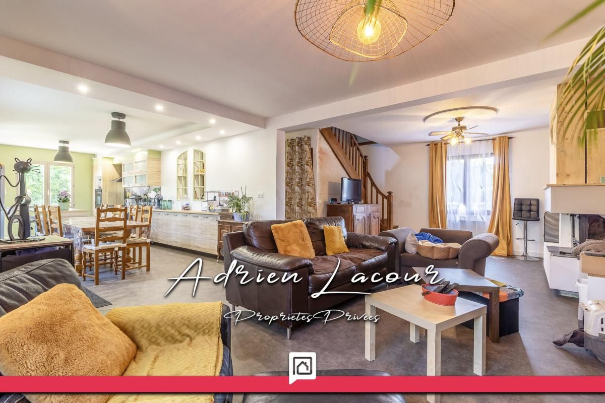 GIEVRES Maison Gievres 7 pièce(s) 139 m2 2