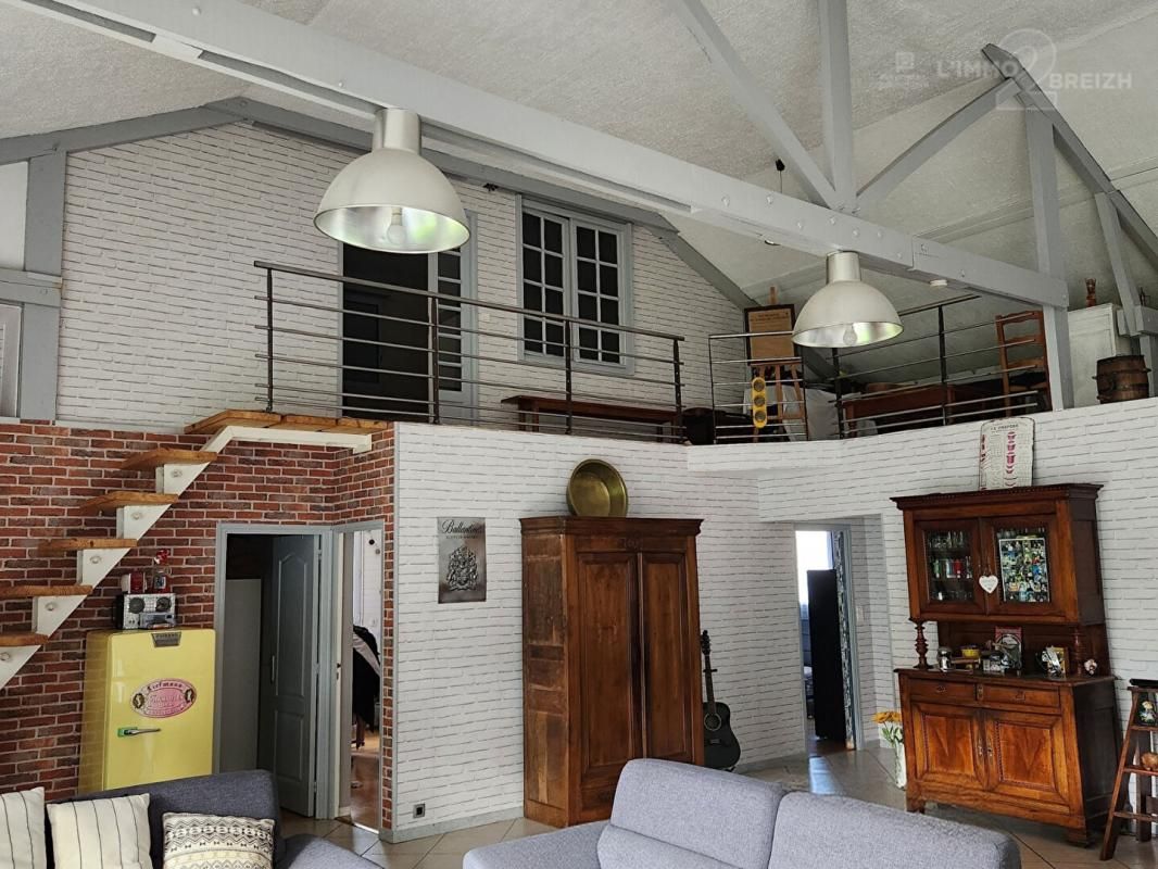 BERNE Loft d'exception 200 m² de volume et de lumière à Berné 3