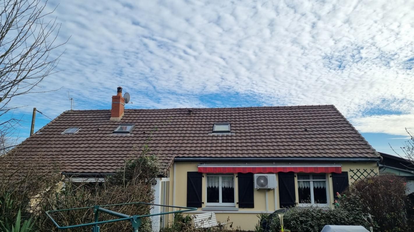 FONTENAY-SUR-VEGRE Maison Fontenay Sur Vegre 5 pièce(s) 120 m2 4