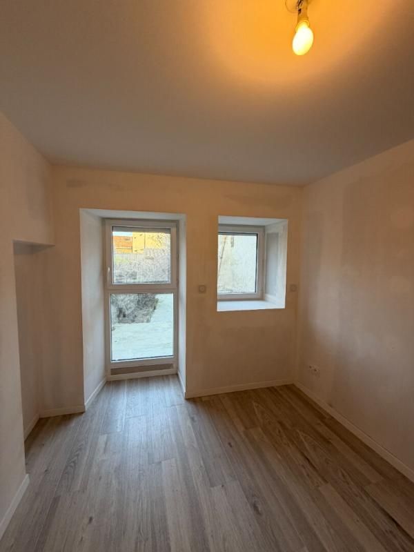 COMMUNAY Maison Communay 3 pièce(s) 67 m2 4