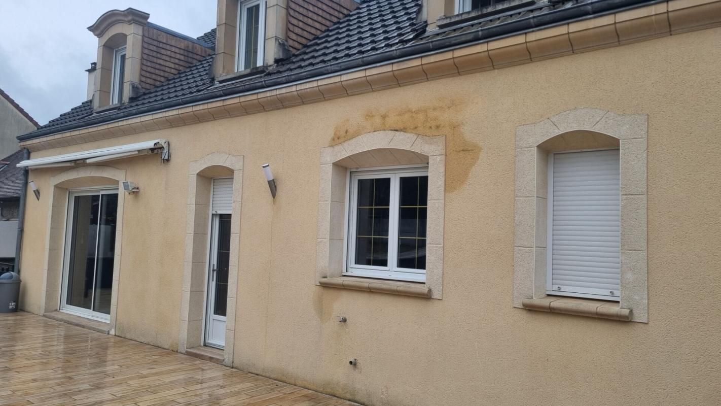 LE MANS Maison Le Mans 8 pièce(s) 224 m2 3