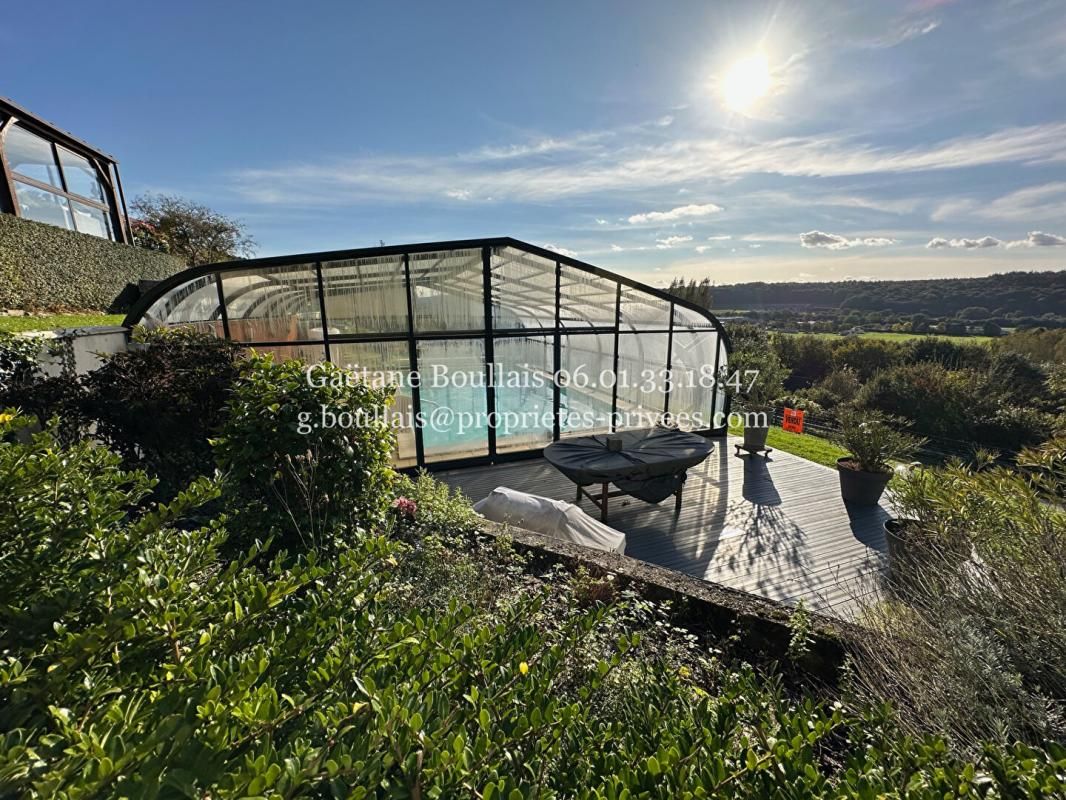 BRIONNE Maison proche BRIONNE 154.50 m2 4 chambres sous-sol piscine 294.000 4