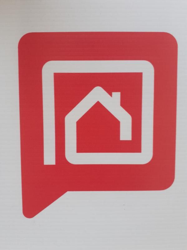 BAUGÉ-EN-ANJOU Parking / box Bauge En Anjou 125 m2 2