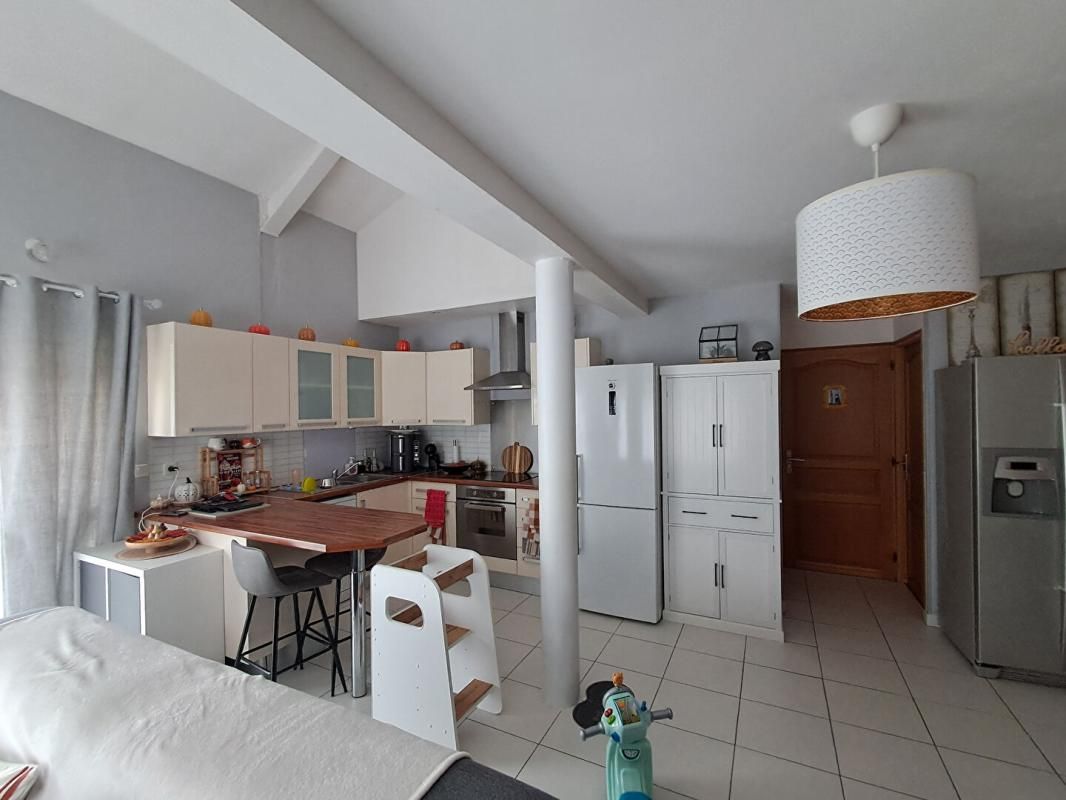 SAINT-ETIENNE-AU-TEMPLE Appartement Duplex Saint Etienne Au Temple 5 pièce(s) 3