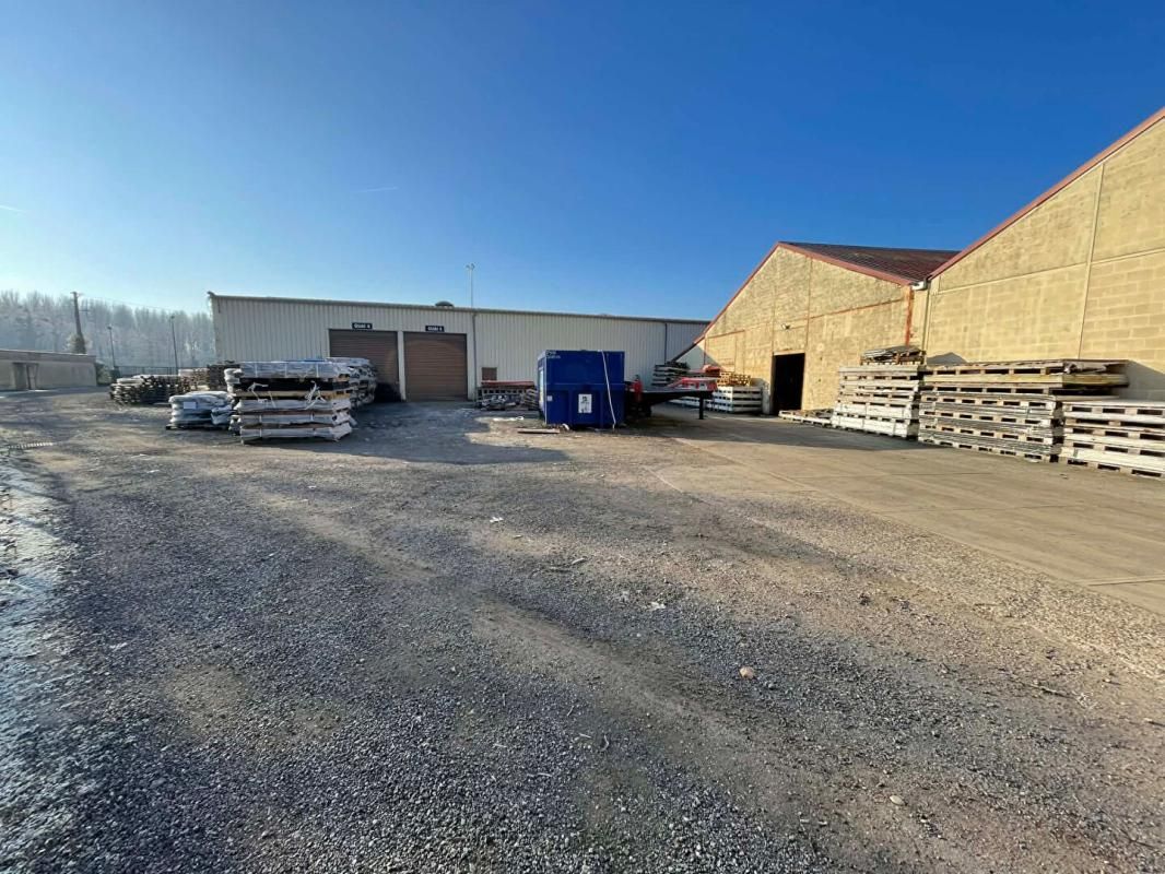 VERBERIE LOCAL D'ACTIVITE 5700m2 sur 10 000 m² , Terrain 2