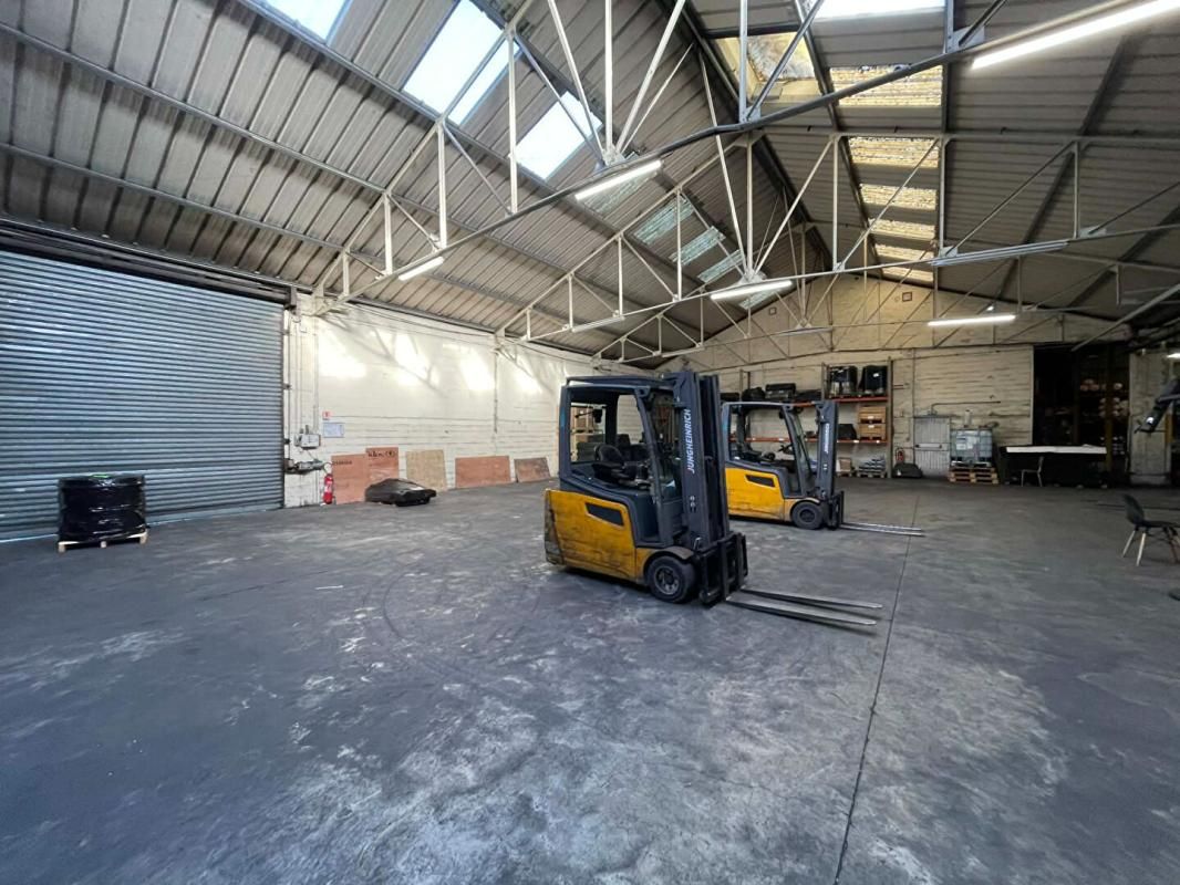 VERBERIE LOCAL D'ACTIVITE 5700m2 sur 10 000 m² , Terrain 3