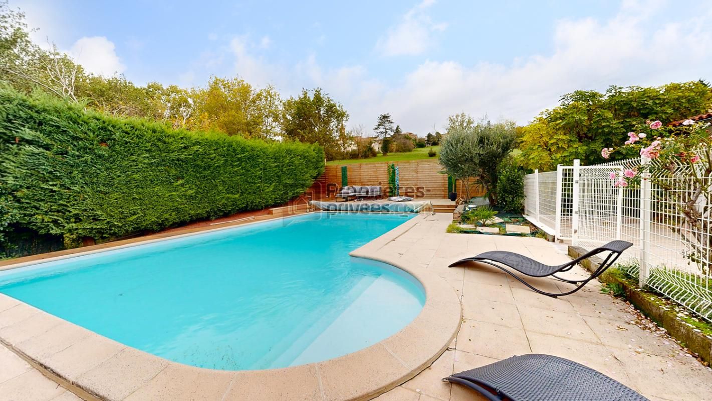 MONTASTRUC-LA-CONSEILLERE Maison MONTJOIRE 9 pièce(s) 260 m2 3