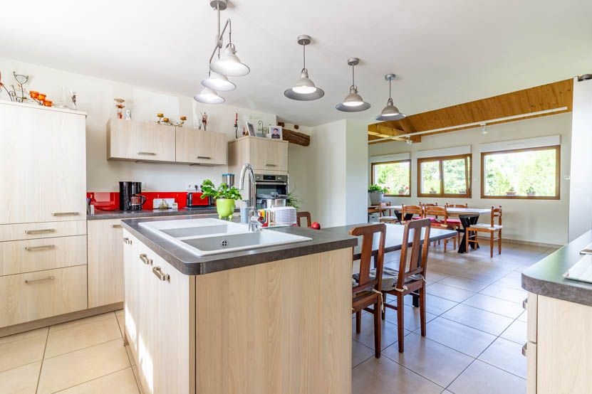 ROMORANTIN-LANTHENAY Maison Romorantin Lanthenay 8 pièces 202 m2 3