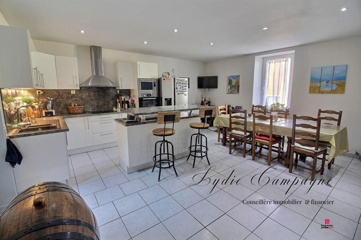 CONILHAC-CORBIERES Maison familiale patio garage Conilhac Corbieres 6 pièce(s) 156 m2 3