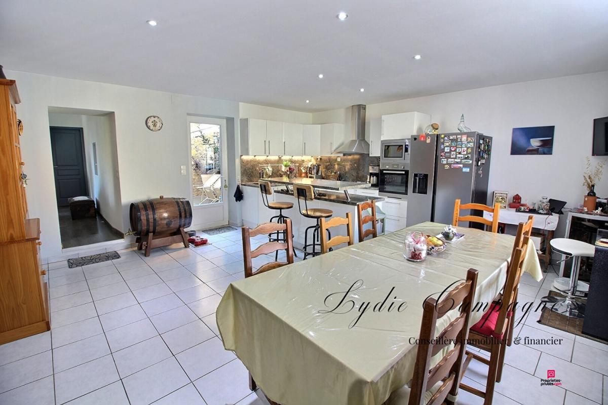 CONILHAC-CORBIERES Maison familiale patio garage Conilhac Corbieres 6 pièce(s) 156 m2 4