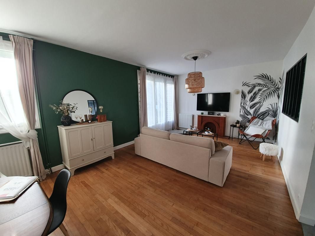 CHATEAUROUX Maison de ville Chateauroux 4 pièce(s) 100 m2 2