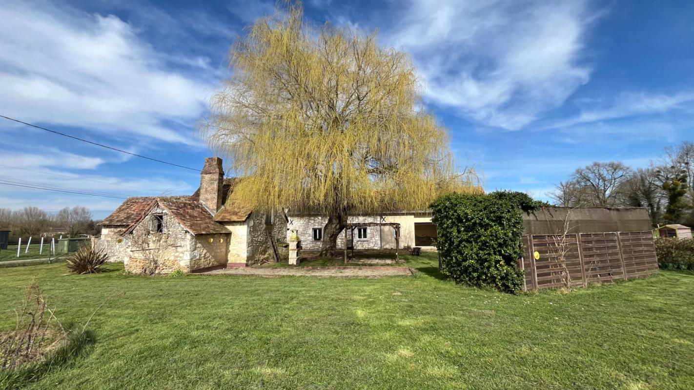 Maison Mayet 6 pièce(s) 169 m2  - 4 Chambres - + de 6000 m² de terrain