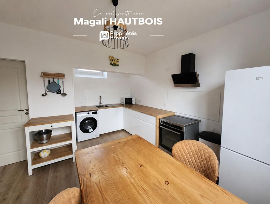 SAINT-HILAIRE-DU-HARCOUET Maison Saint-Hilaire-Du-Harcouët 6 pièce(s) 110 m2 4