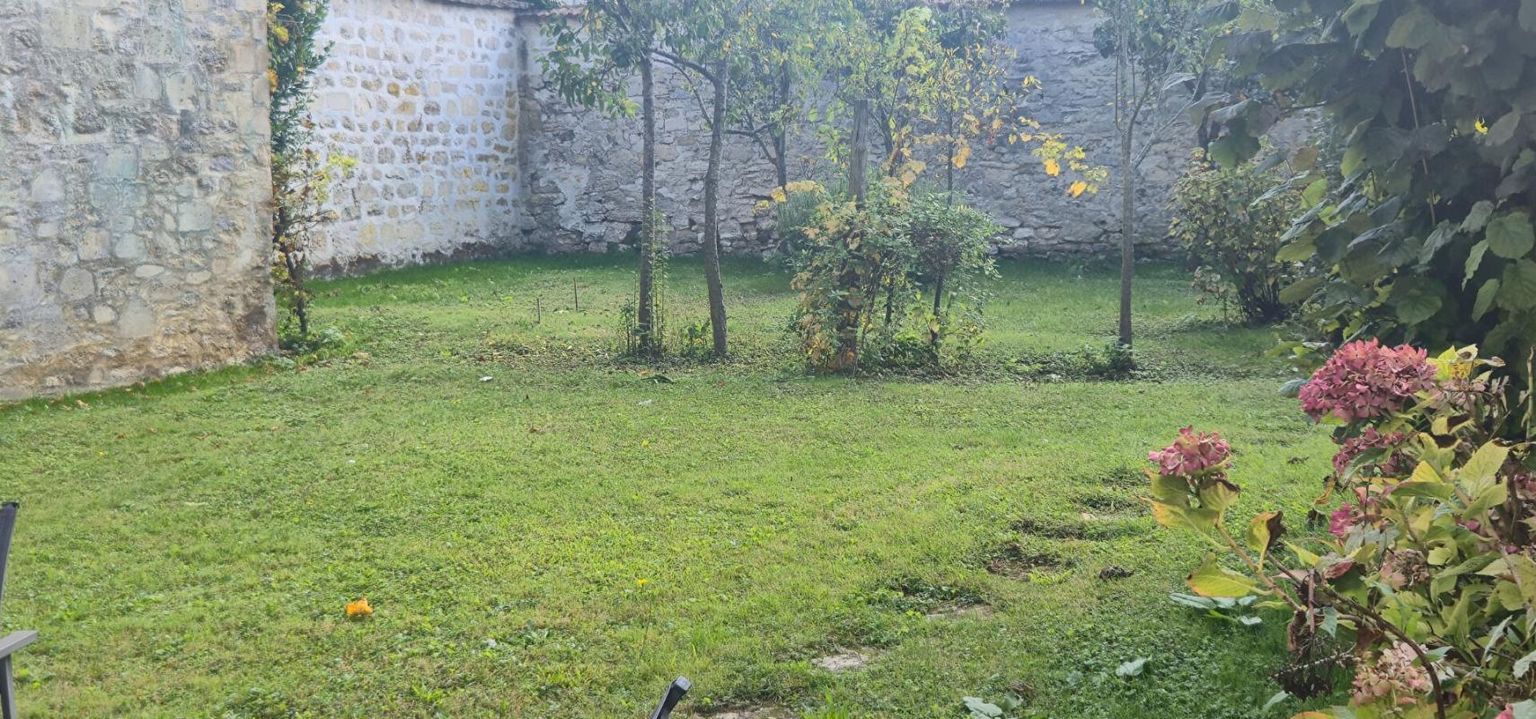 CREPY-EN-VALOIS Maison avec jardin CENTRE HISTORIQUE- 60800-CREPY-EN-VALOIS 4