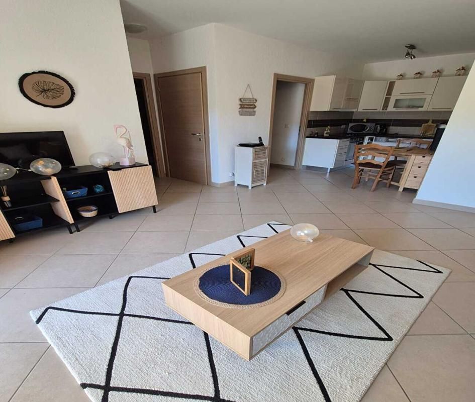 SAN-NICOLAO T2 meublé avec terrasse, tout à pied Moriani Plage 3