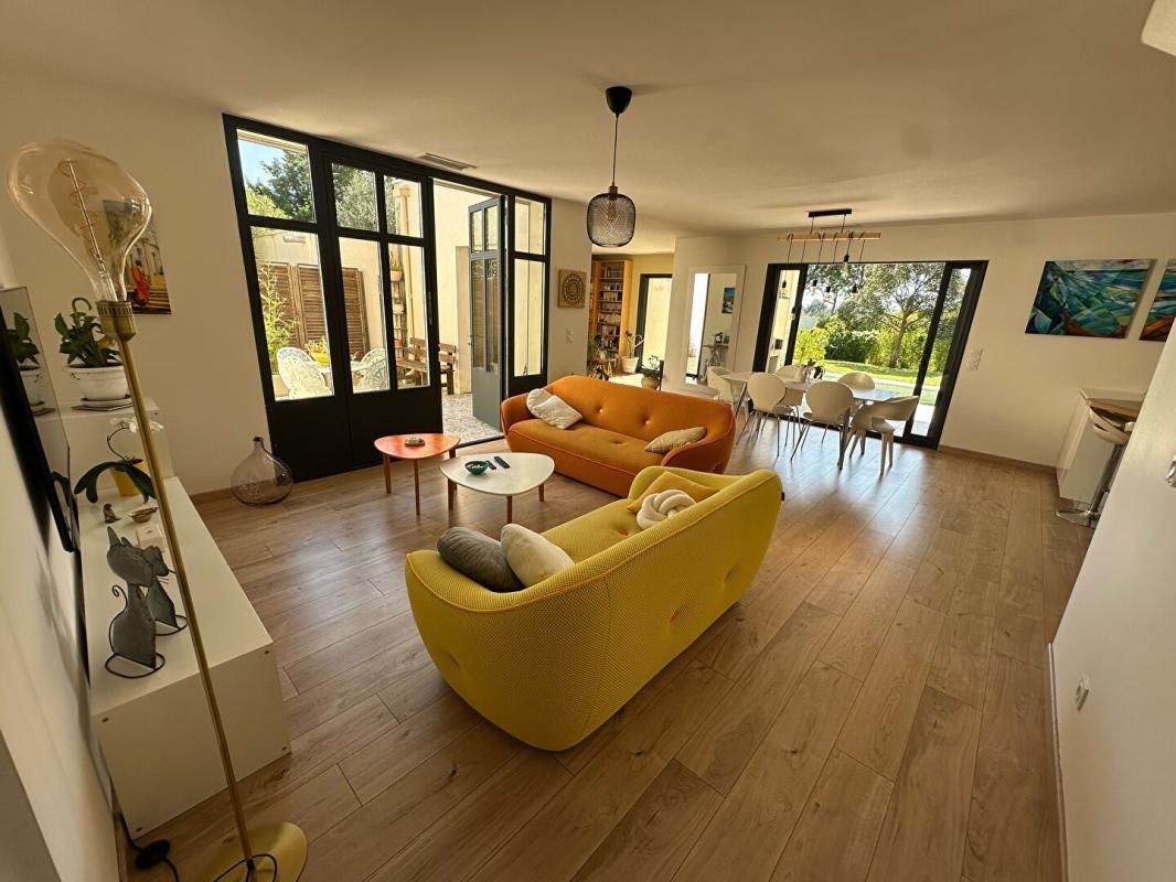 COURNONTERRAL Villa contemporaine entre Pignan et Cournonterral 2