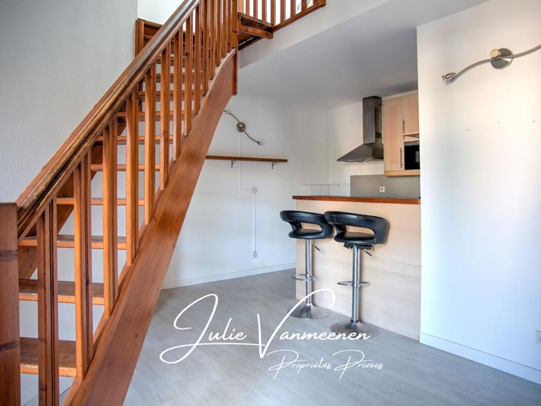 RANGUEIL / FACULTE DE PHARMACIE - Appartement T2 bis duplex de 51,36 m2 - balcon - parking