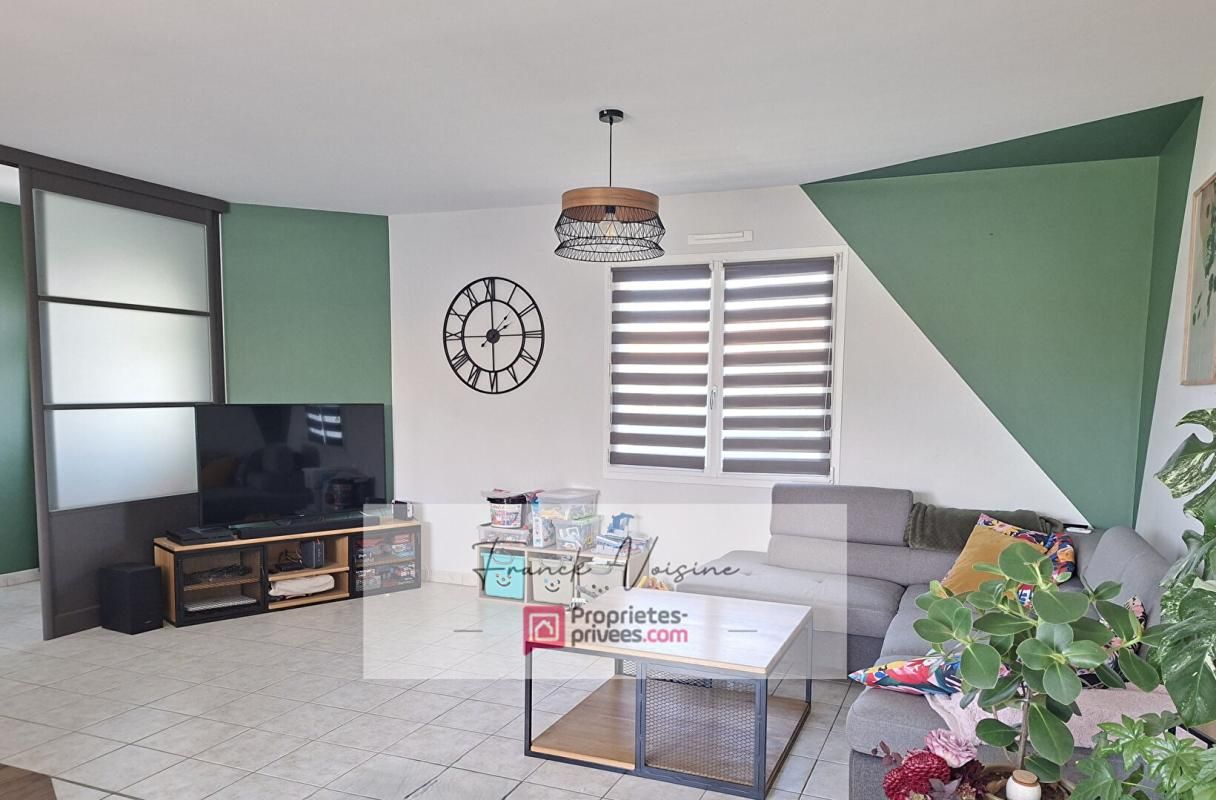 VENDRENNES A VENDRE à Vendrennes, Maison de 116 m2 env avec 3 chambres et 1 bureau sur parcelle de 778 m2 env 3