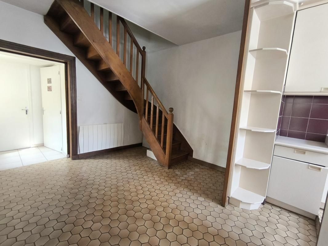 ALENCON Maison de ville avec jardin 4