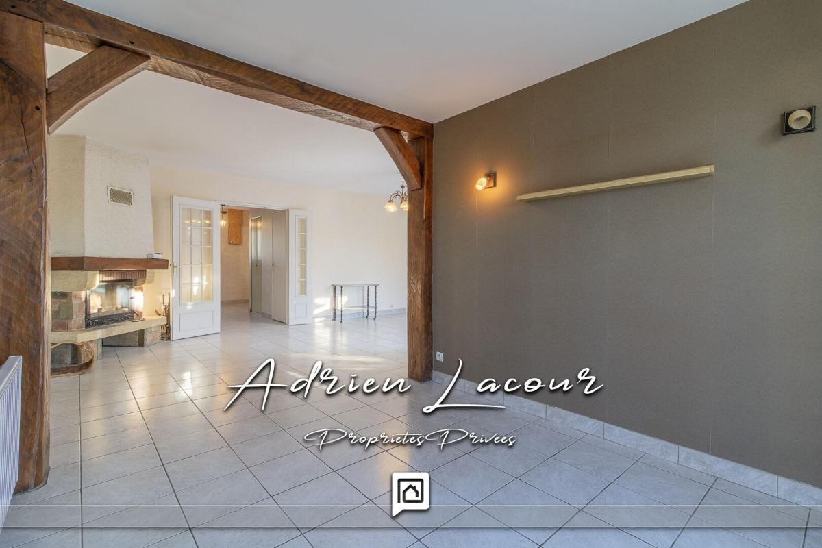 ROMORANTIN-LANTHENAY Maison Romorantin Lanthenay 6 pièce(s) 122 m2 4