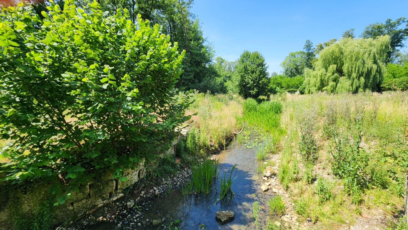 ESSERTENNE-ET-CECEY ESSERTENNE-ET-CECEY - Maison 7 pièces 3