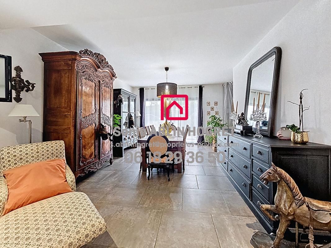 LA SELLE-CRAONNAISE Maison 5 pièce(s) 220 m2 3