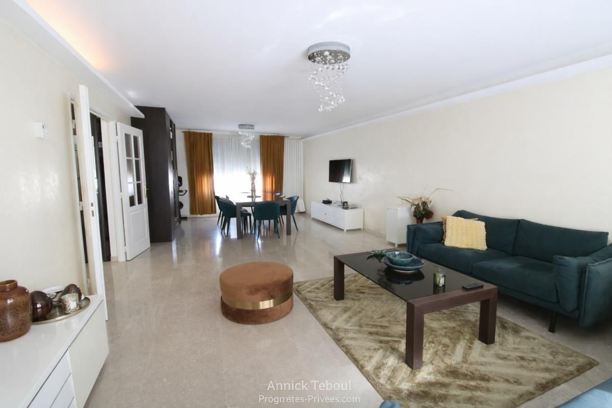 Villeurbanne Gratte-ciel - Parc du Centre, superbe appartement familial de 122m² avec balcon de 12m²