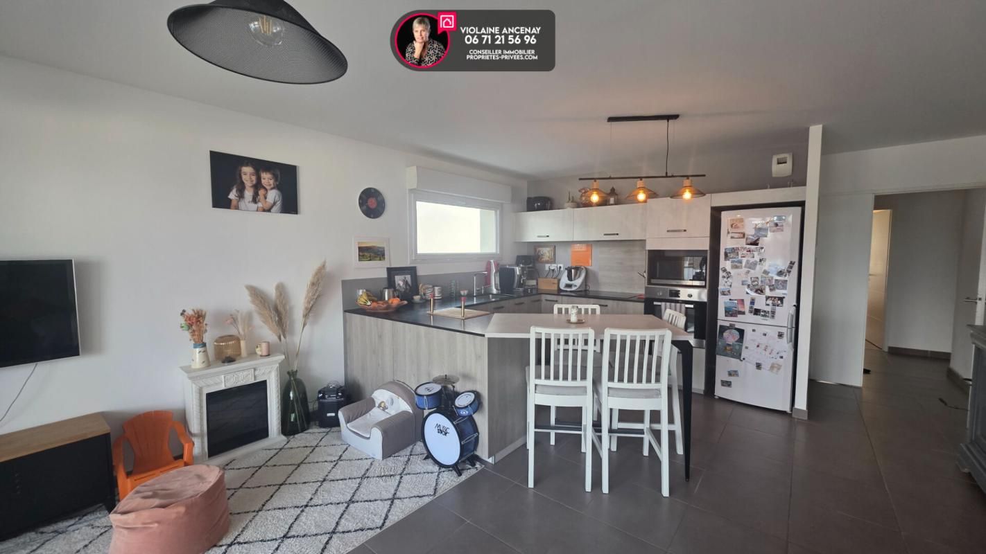 BARBERAZ Appartement Barberaz 5 pièce(s) 92 m2 avec double garage 3