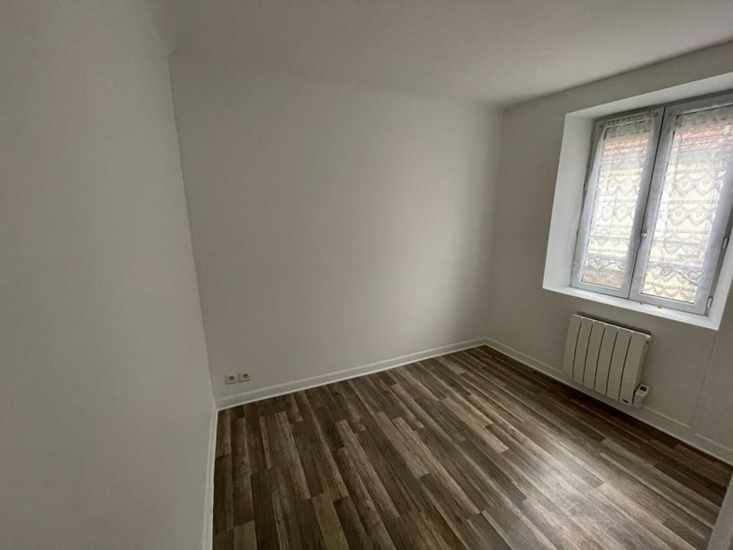 SAINT-GERMAIN-SUR-MORIN Appartement Saint Germain Sur Morin  3 pièce(s) 41.25 m2 4