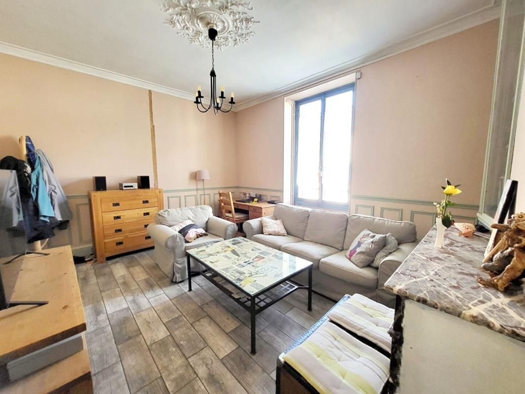 MORIGNY-CHAMPIGNY Habitation avec Jardin à Morigny Champigny 2