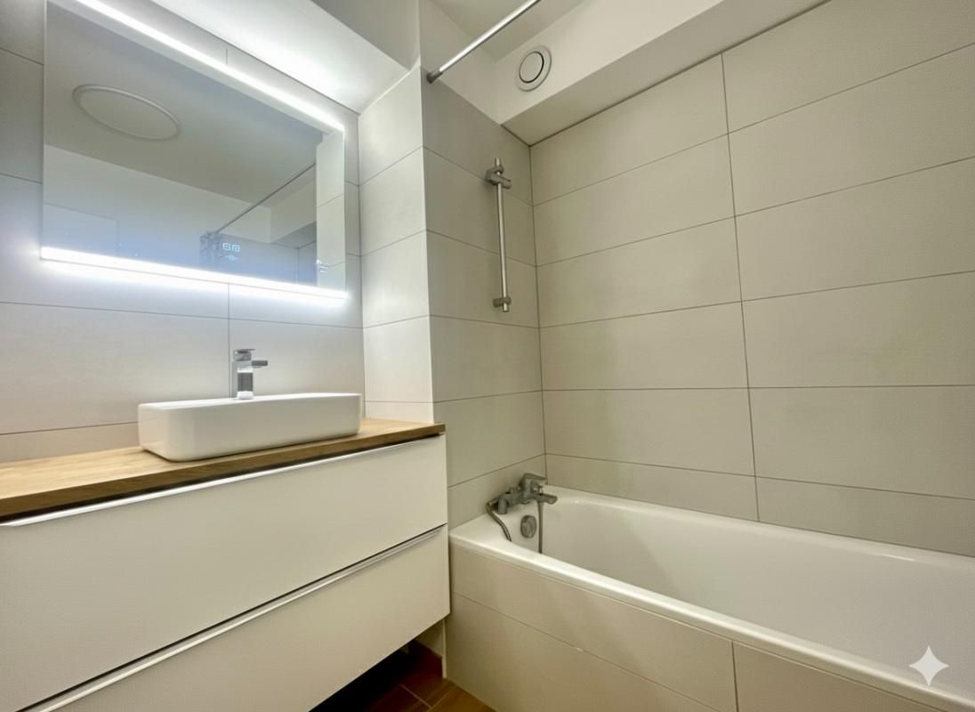 MERIGNAC Appartement Merignac 2 pièce(s) 47 m2 + jardin + place de parking 4