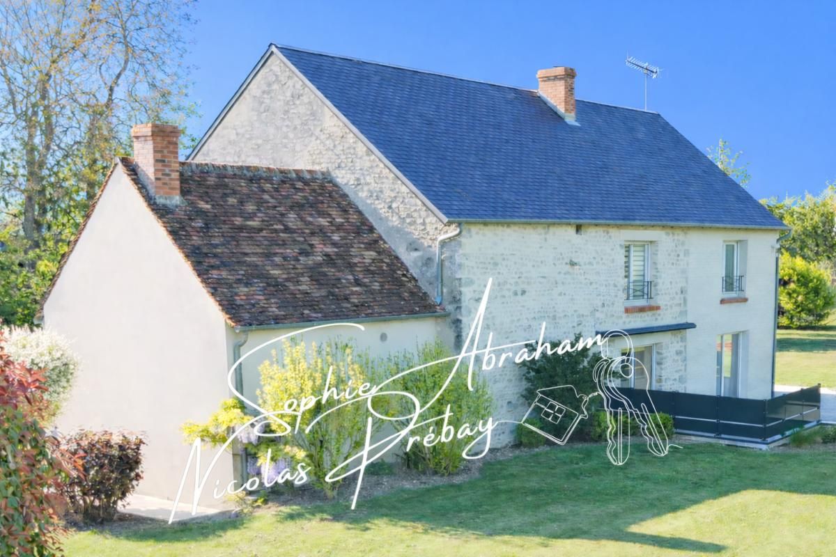 GRENEVILLE-EN-BEAUCE Maison en pierres de 9 pièces avec dépendances, garage et terrain 2