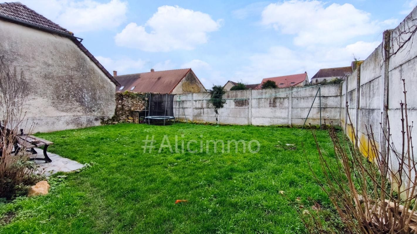 FONTAINE-DENIS-NUISY Maison Fontaine Denis Nuisy 7 pièces 195 m2 3