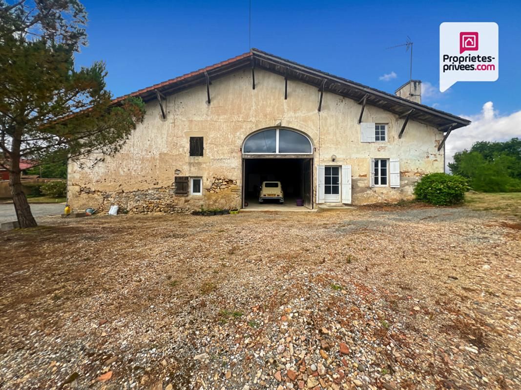 BAZAS Propriété avec 2 maisons -  séchoir réhabilitable et double garage 3