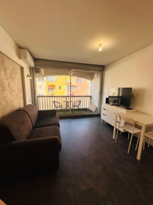 AGDE Rénové avec terrasse, Port d'Agde 3