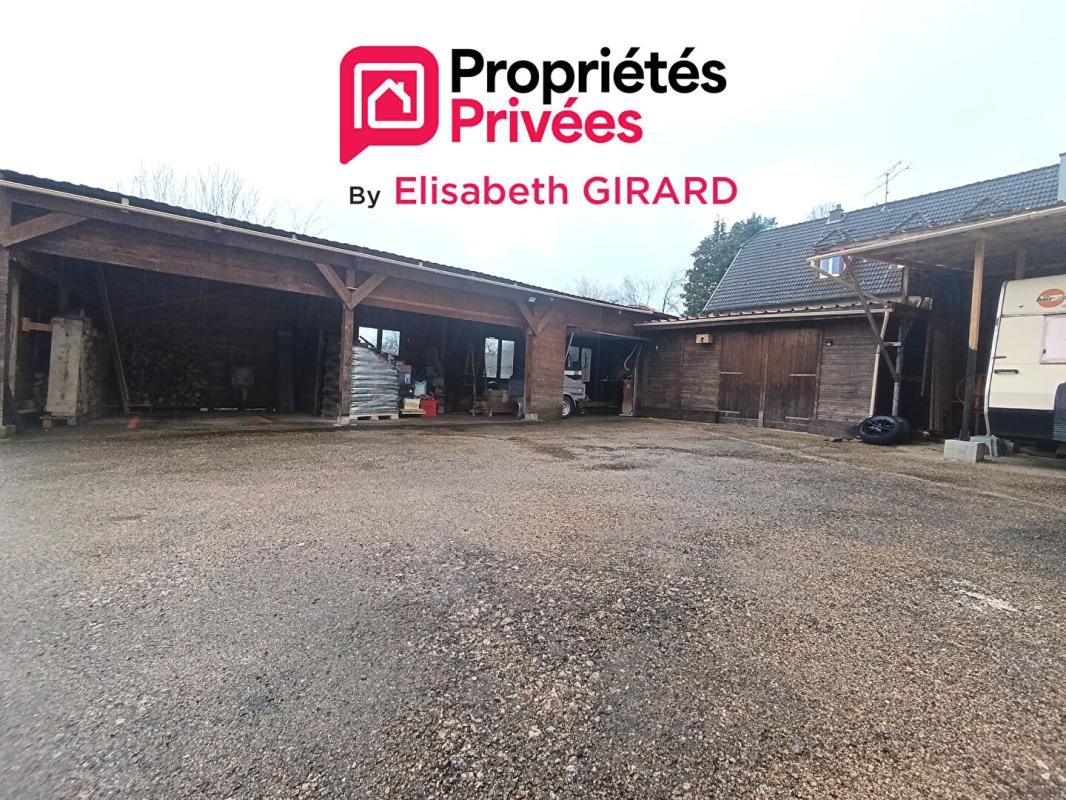 RUREY Rare Secteur Epeugney- Maison de plain-pied avec piscine, grandes dépendances et abri caravane 2