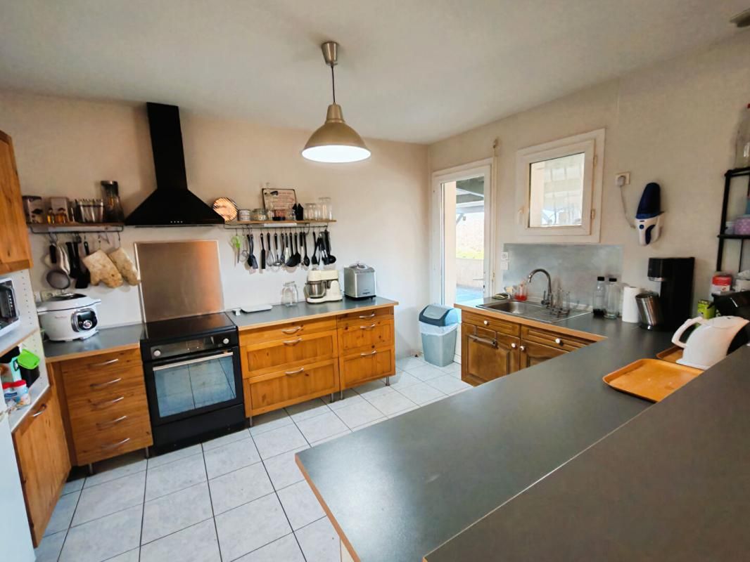 PERSAC Maison Persac 5 pièce(s) 100 m2 4