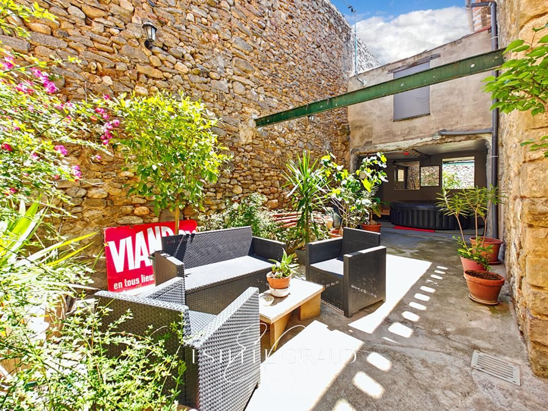 TREBES Maison de ville à Trèbes : 4 chambres, grand garage, cour 4