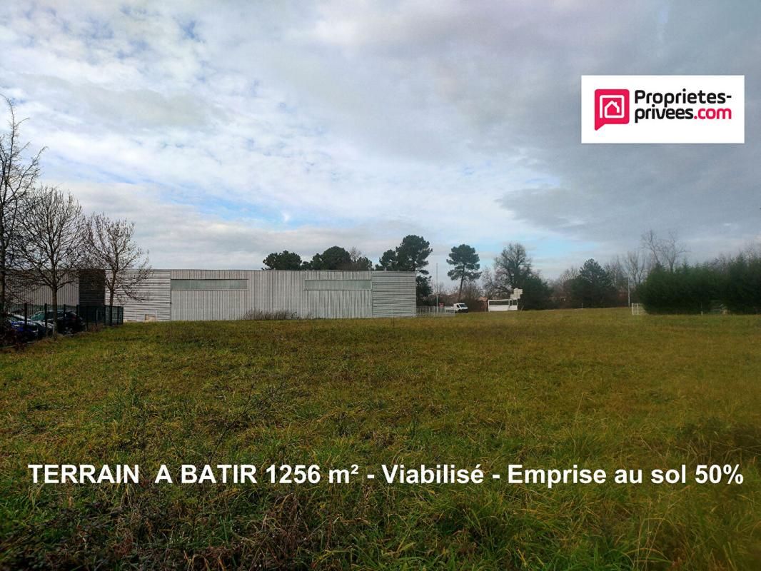 YVRAC TERRAIN A BATIR POUR BATIMENT COMMERCIAL / SERVICES 1