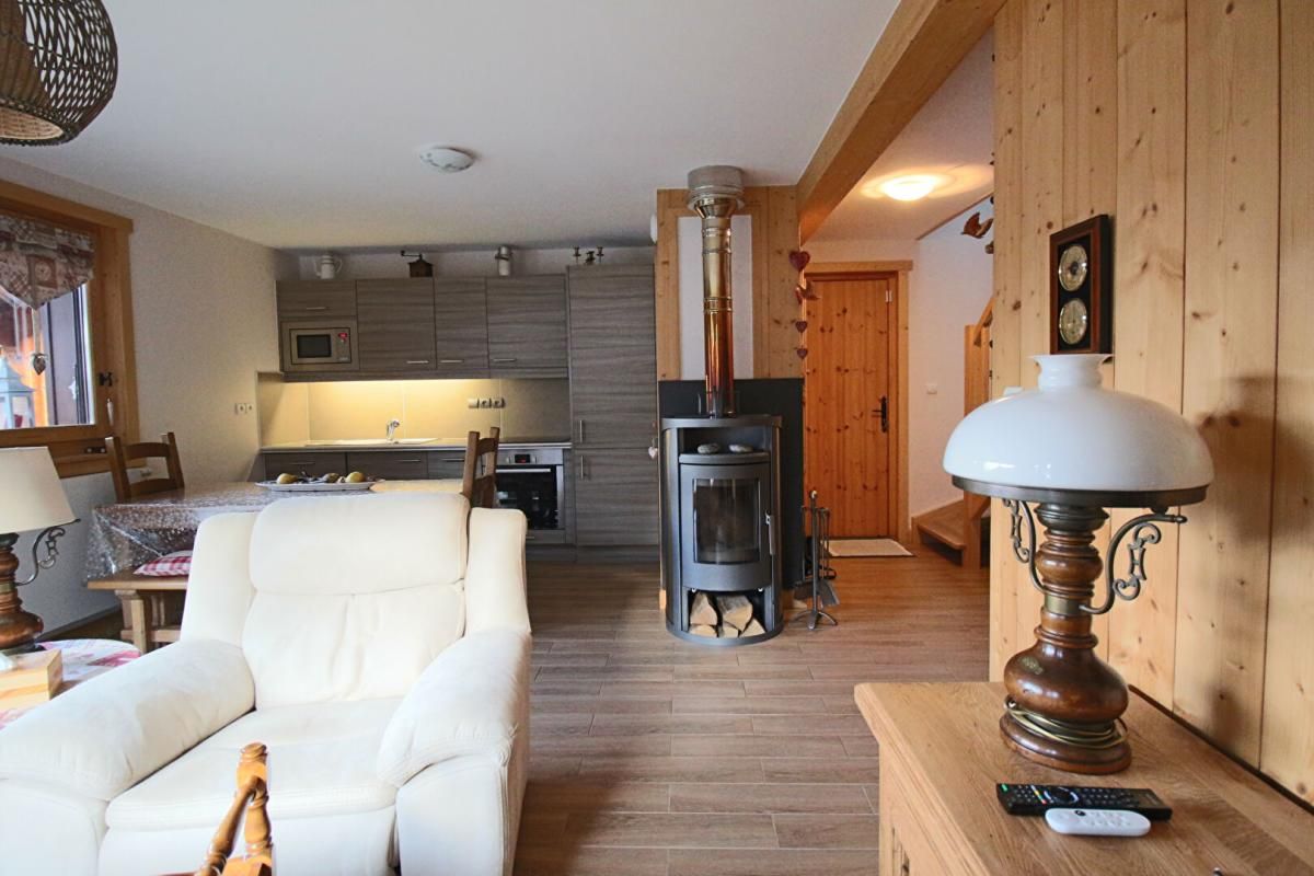 SAMOENS SAMOENS , CHALET MITOYEN ,EN COPROPRIÉTÉ , 3 pièces ,62 m2 ,460 000 euros 4