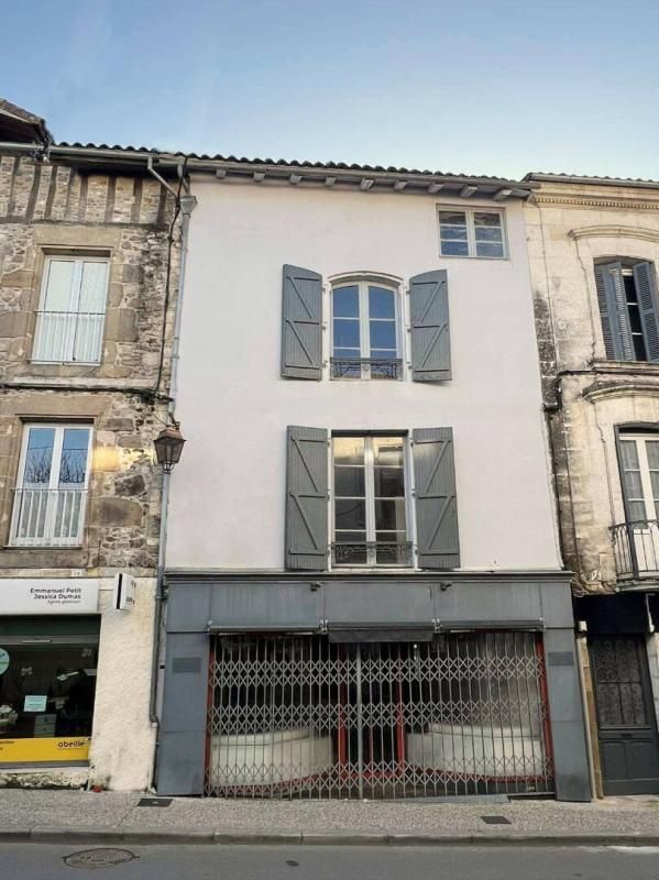 NONTRON Immeuble Nontron 315 m2 1