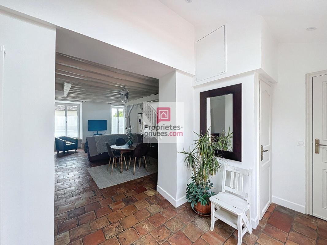 LE PERRAY-EN-YVELINES MAISON ancienne avec 4 chambres et 1 atelier indépendant 1