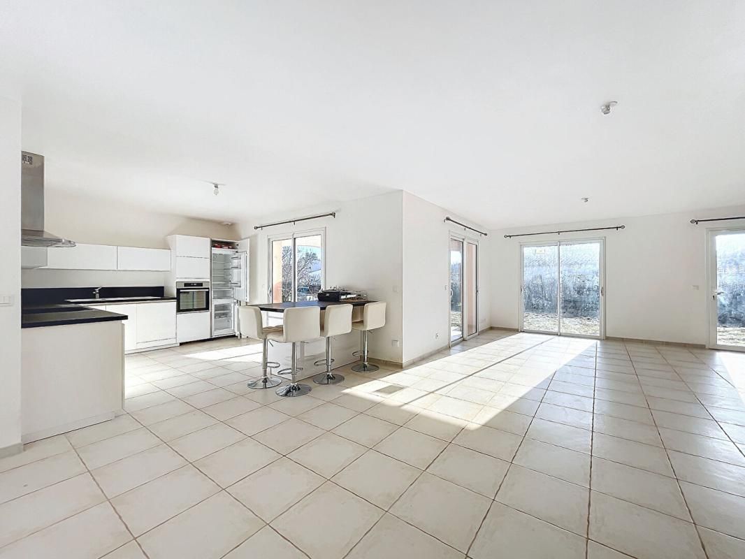 LE LUC Maison de 2018 4 pièce(s)  +  garage 23m2 + terrain 1281m2 2