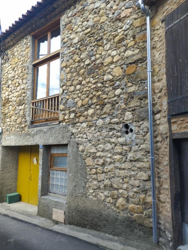 QUILLAN EXCLUSIVITE       Maison  de village 2
