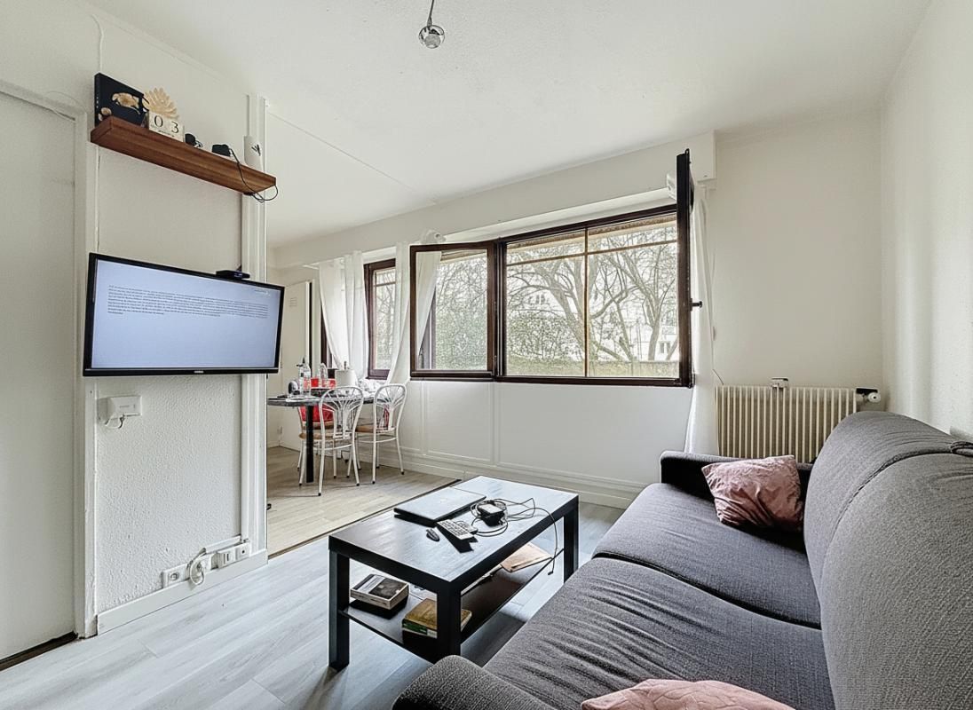 Studio Villejuif  proche  MÉTRO 14