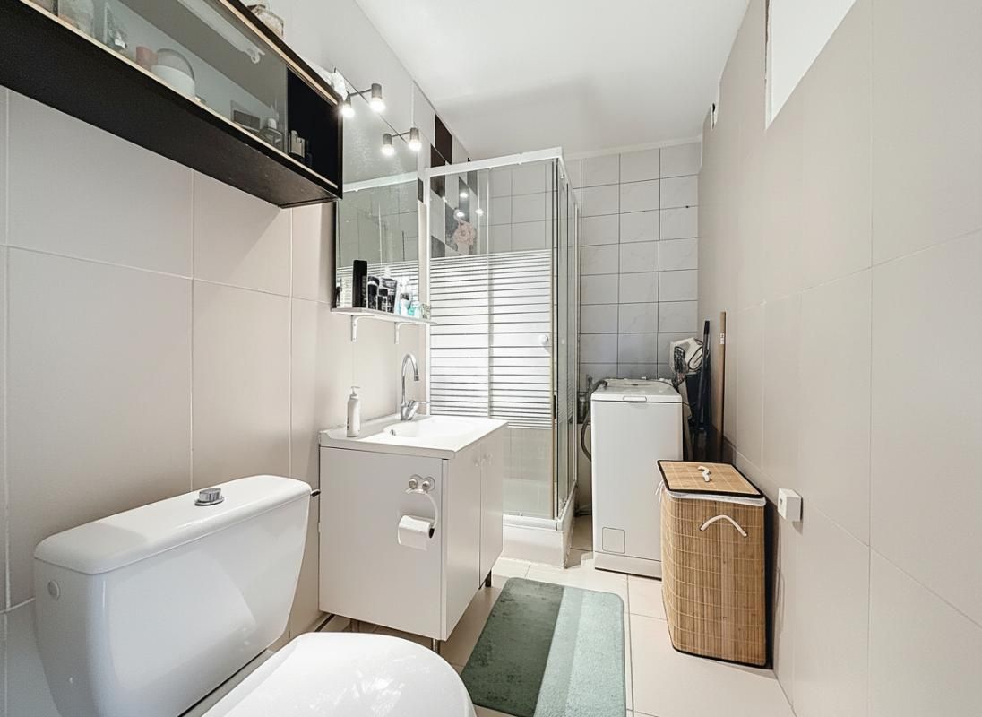 VILLEJUIF Studio Villejuif  proche  MÉTRO 14 3