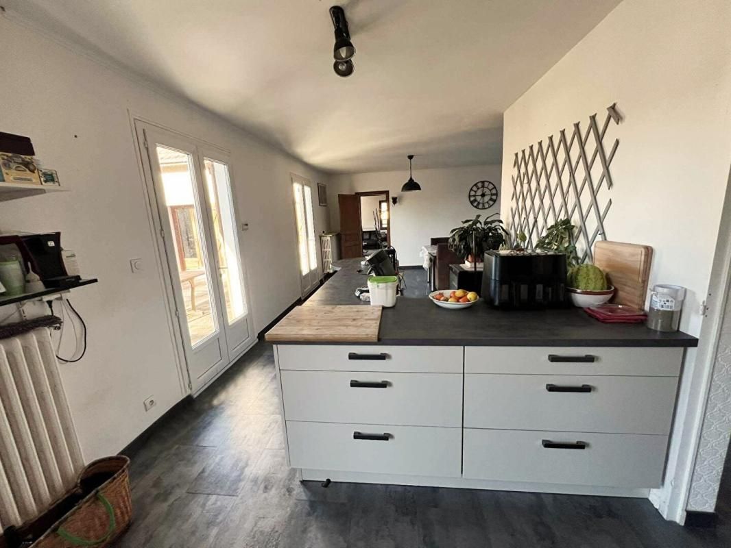 TOURTOIRAC Maison Tourtoirac 9 pièce(s) 230 m2 4